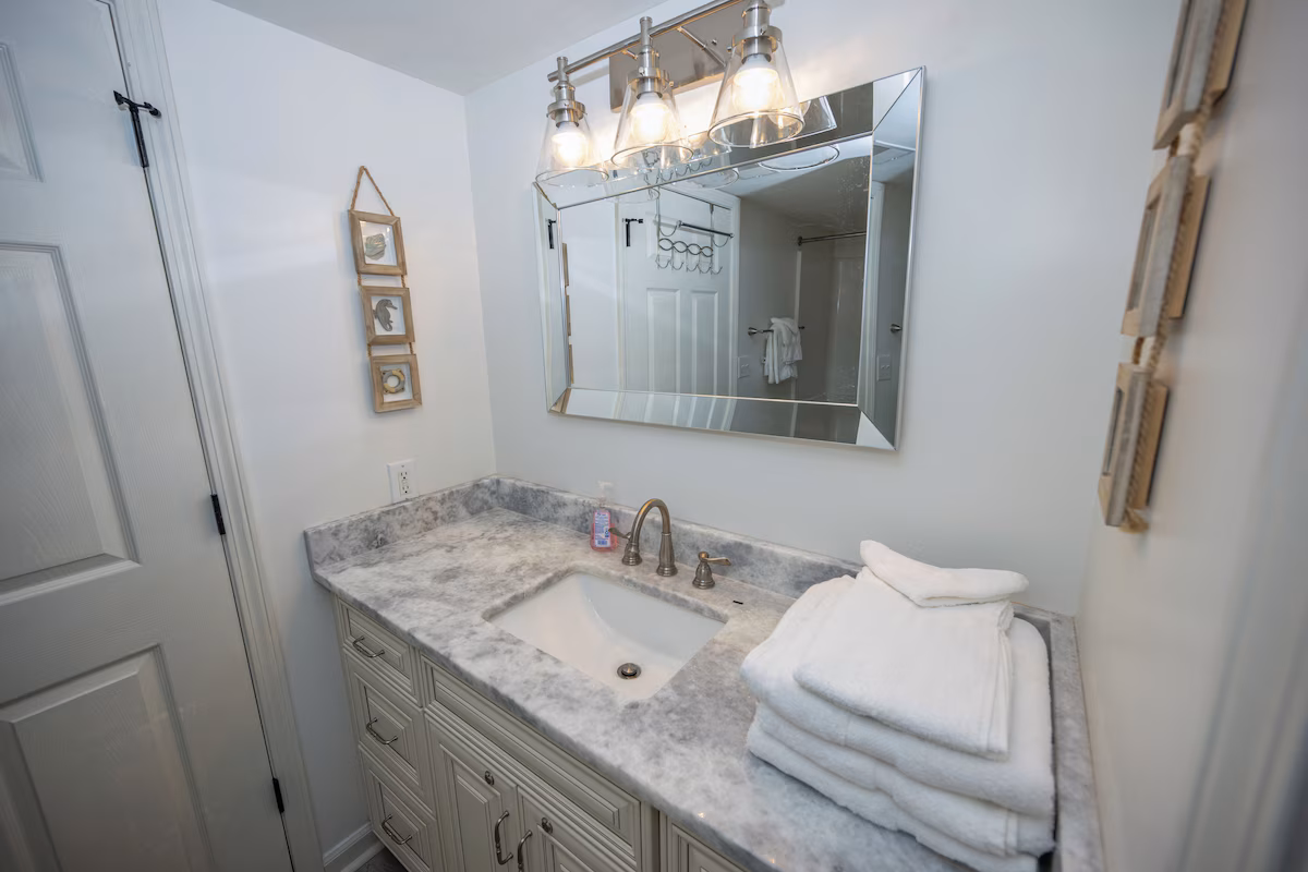 Windy Hill Dunes bathroom